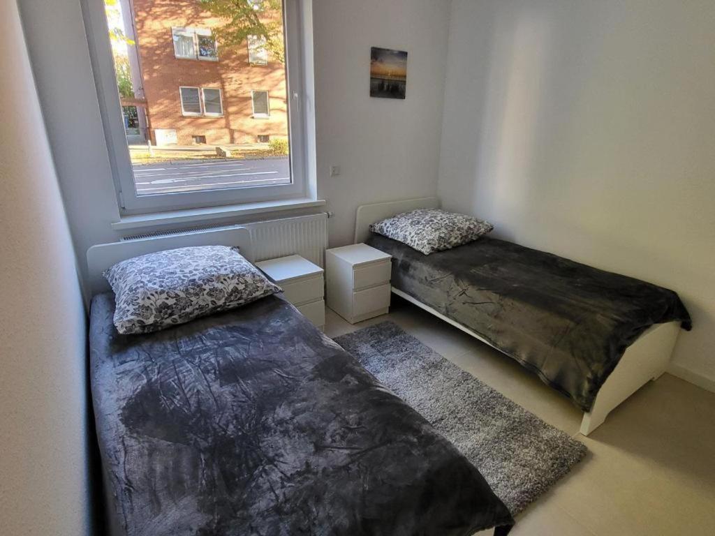 Monteurzimmer Mit Zwei Einzelnen Betten In Einer 3Zi Wohnung Mit Kuche Und Bad Osnabrück Eksteriør bilde