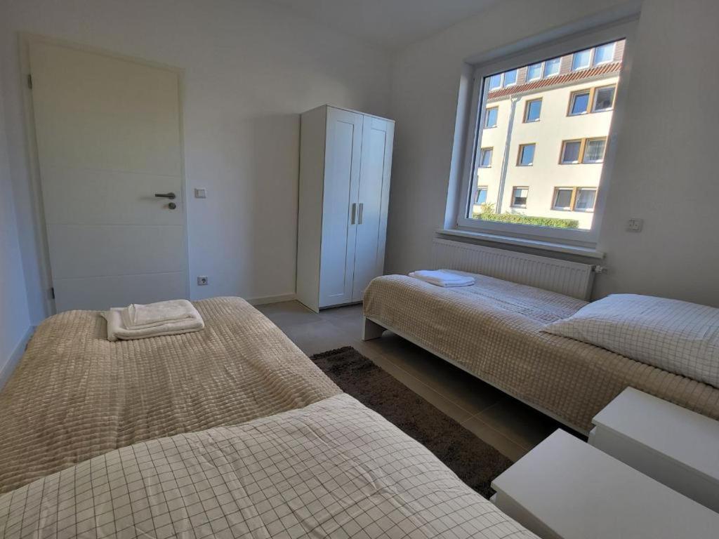 Monteurzimmer Mit Zwei Einzelnen Betten In Einer 3Zi Wohnung Mit Kuche Und Bad Osnabrück Eksteriør bilde